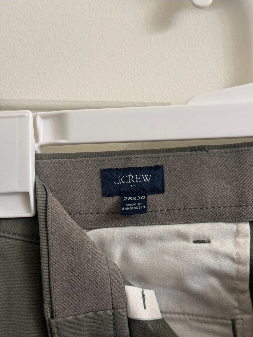 J. Crew Men's Olive Straight Chino Pants